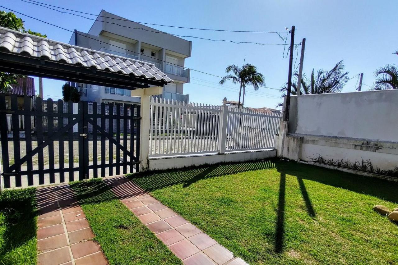 Tranquilidade A Alguns Passos Da Praia - Churrasqueira, Super Wi-Fi! Matinhos Exterior foto